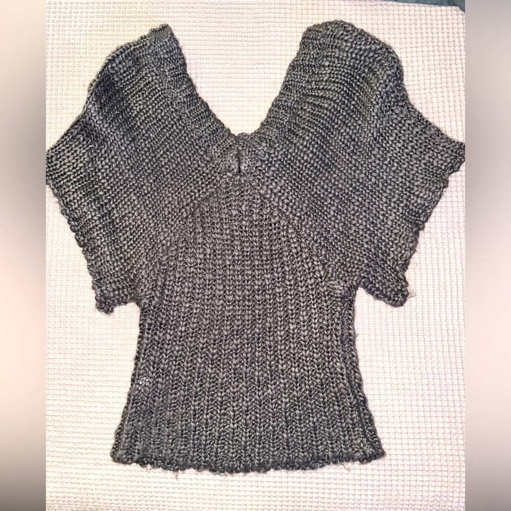Jessica Simpson Light weight knit sweater